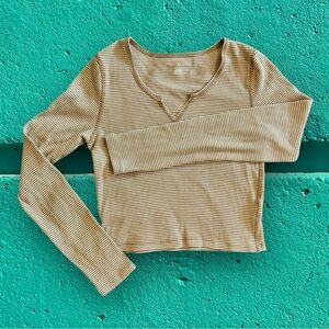 American Eagle Long Sleeve knit striped shirt - Medium Women's - tight short fit